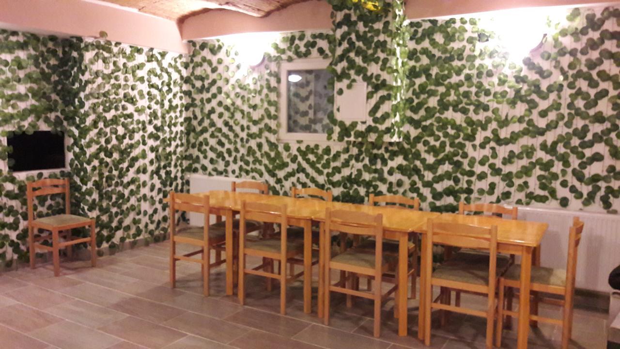 Opera Hostel Budapeşte Dış mekan fotoğraf