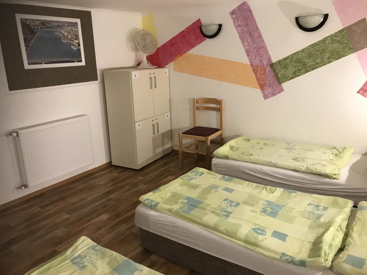 Opera Hostel Budapeşte Dış mekan fotoğraf
