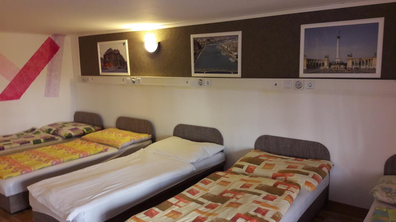 Opera Hostel Budapeşte Dış mekan fotoğraf