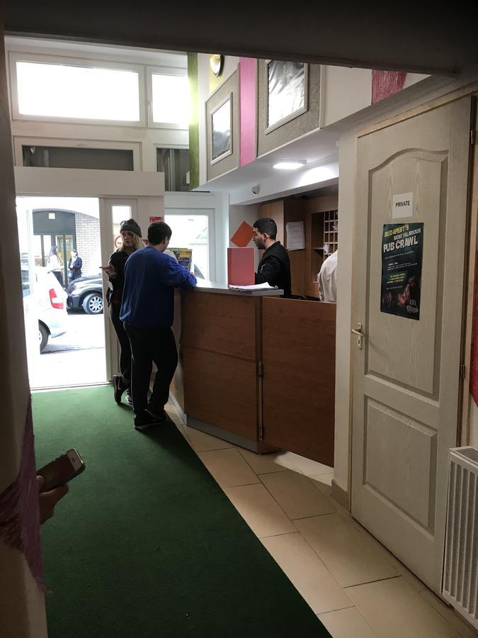 Opera Hostel Budapeşte Dış mekan fotoğraf