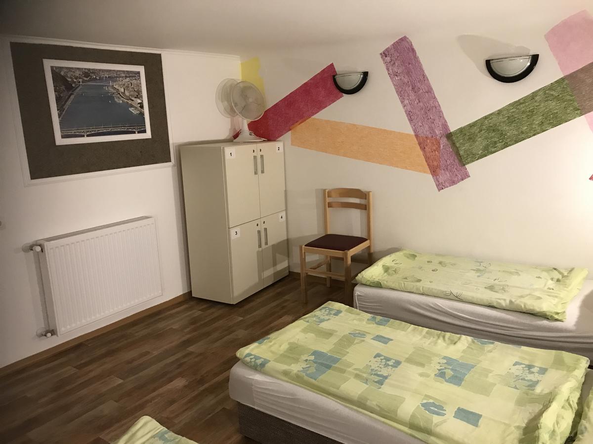 Opera Hostel Budapeşte Dış mekan fotoğraf
