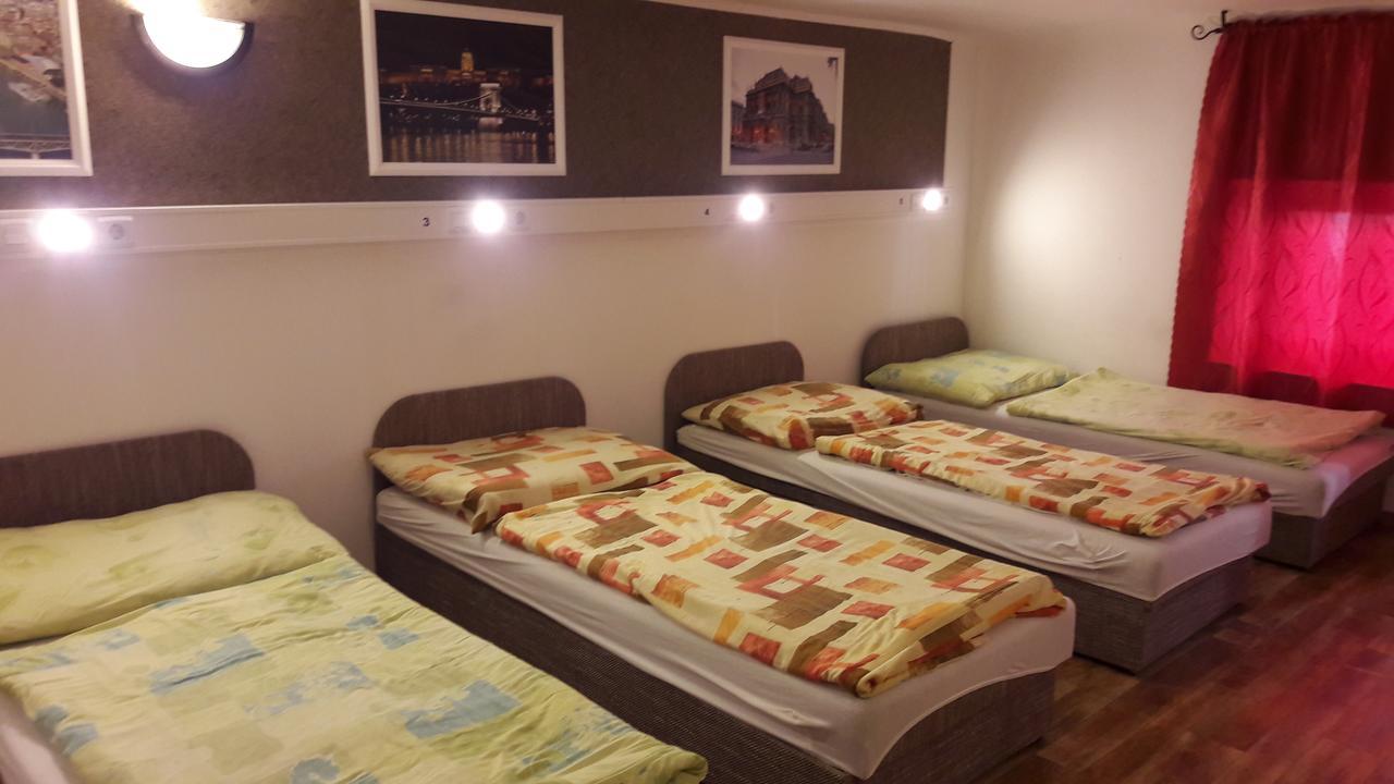 Opera Hostel Budapeşte Dış mekan fotoğraf