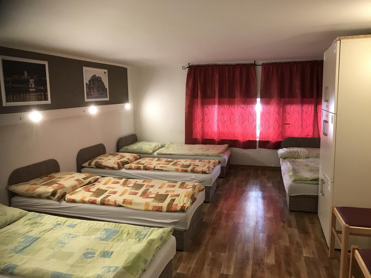 Opera Hostel Budapeşte Dış mekan fotoğraf