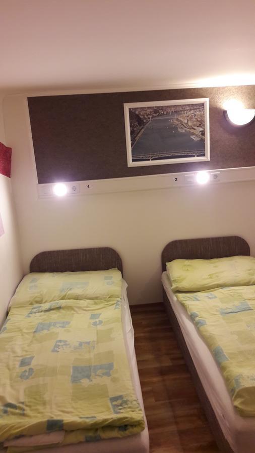 Opera Hostel Budapeşte Dış mekan fotoğraf