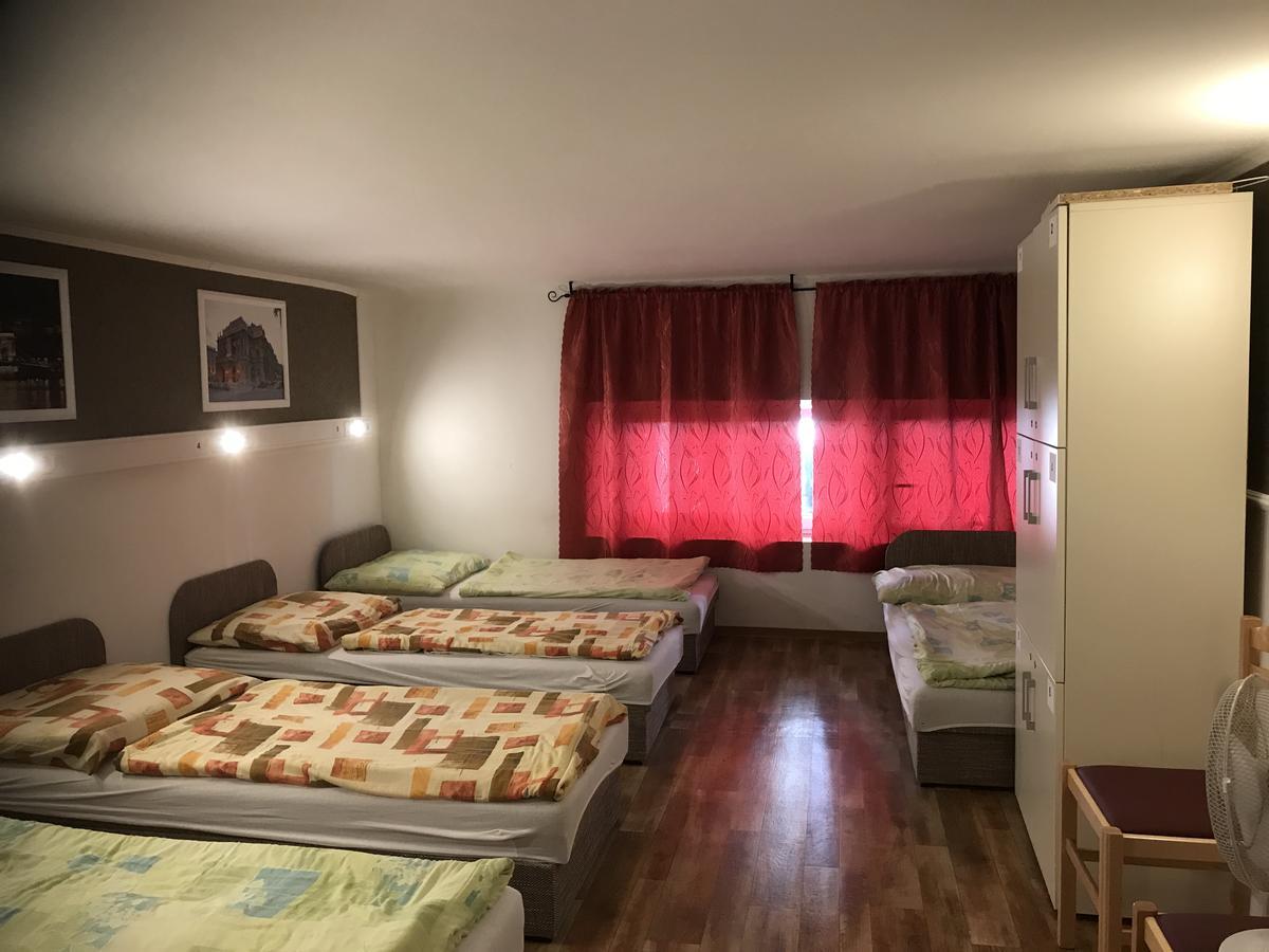 Opera Hostel Budapeşte Dış mekan fotoğraf