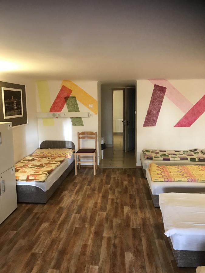Opera Hostel Budapeşte Dış mekan fotoğraf