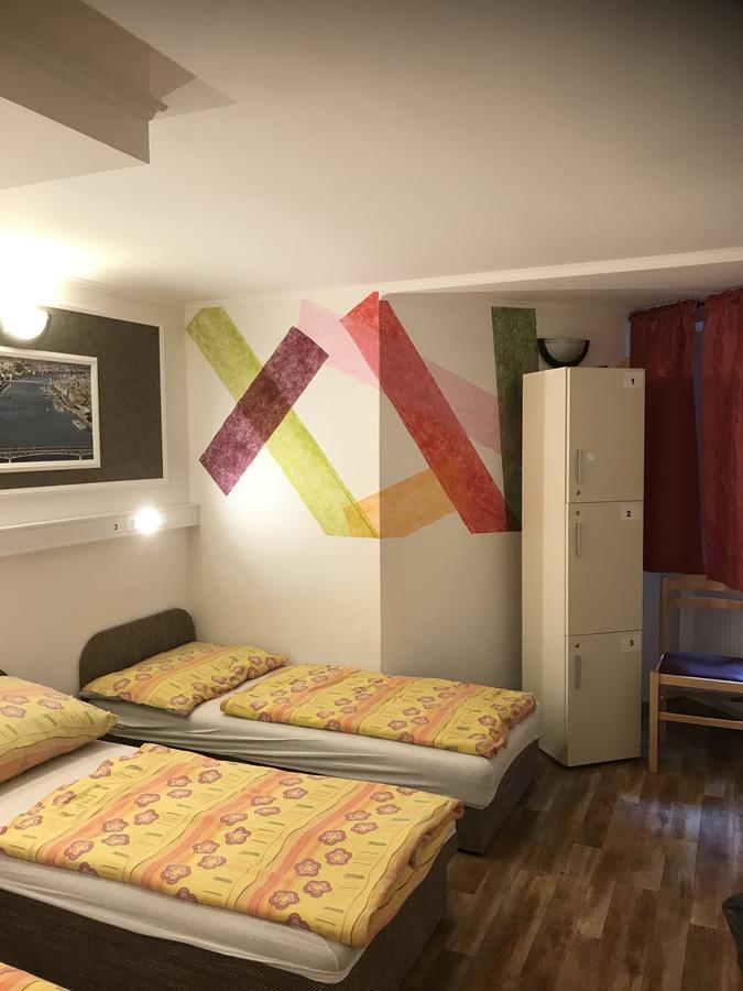Opera Hostel Budapeşte Dış mekan fotoğraf