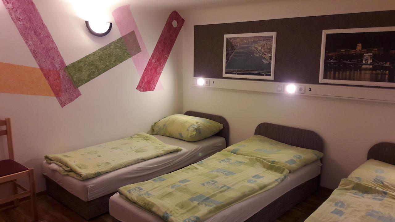 Opera Hostel Budapeşte Dış mekan fotoğraf